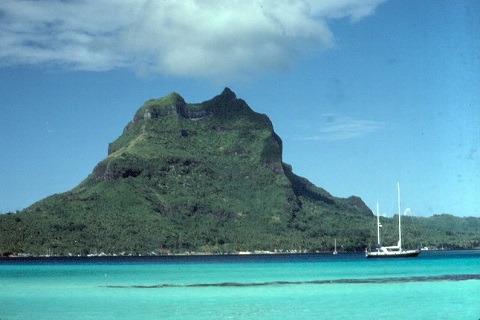 Bora-Bora-Urlaub-Bora-Bora-Insel.jpg